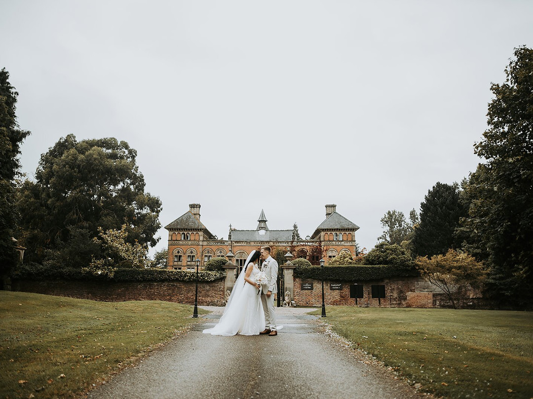 Soughton Hall景点图片