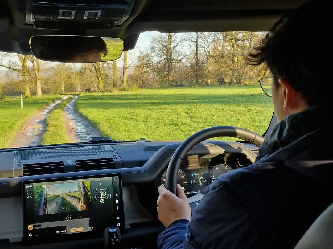 Landrover experience景点图片