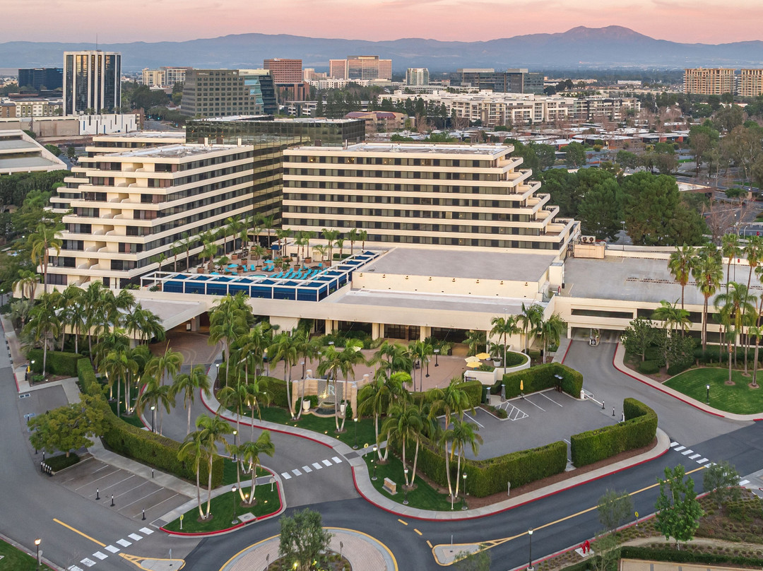 纽波特比奇费尔蒙酒店主图