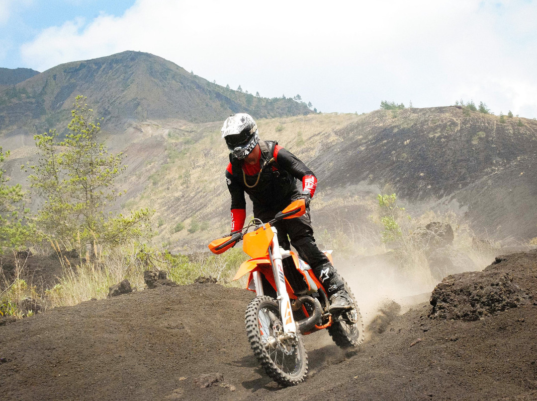 Bali Wilderness Dirt Bike - Day Tours景点图片