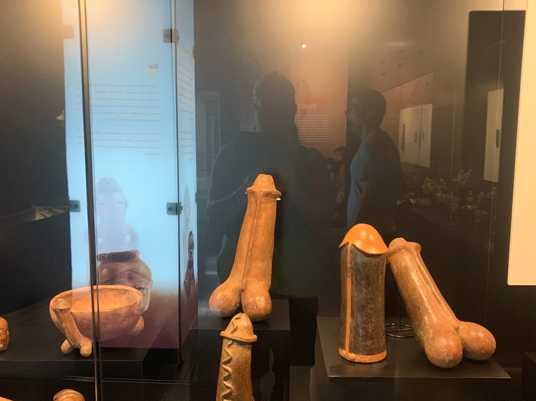 Jade Museum景点图片