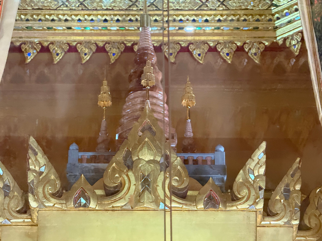 Phra Mahathat Chedi Phra Phuttha Thamma Prakat景点图片