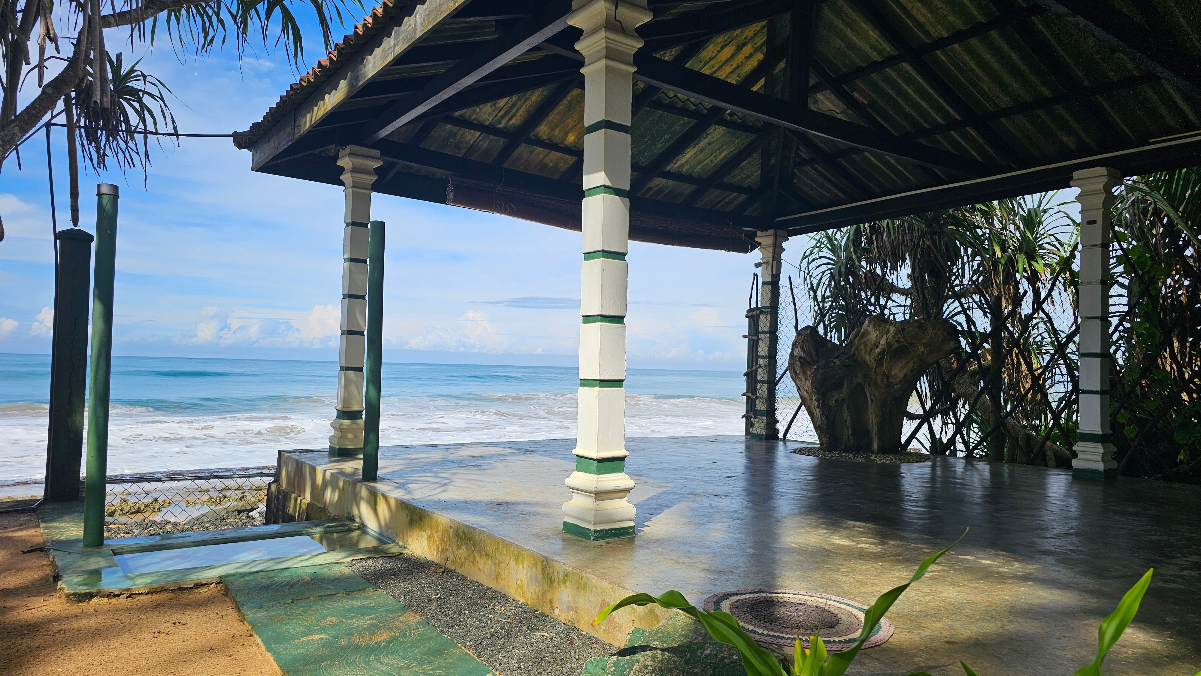 The Garden Beach Ayurveda Resort-泳池