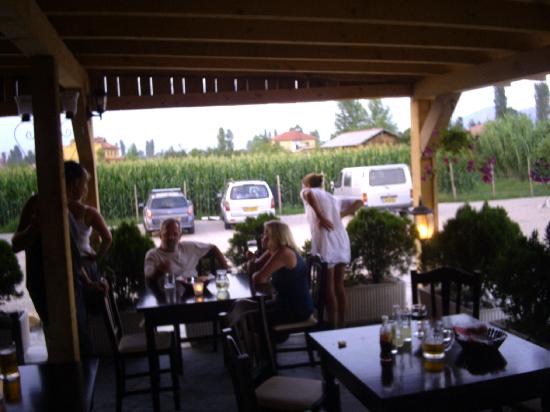 Camping Albania B&B-餐饮