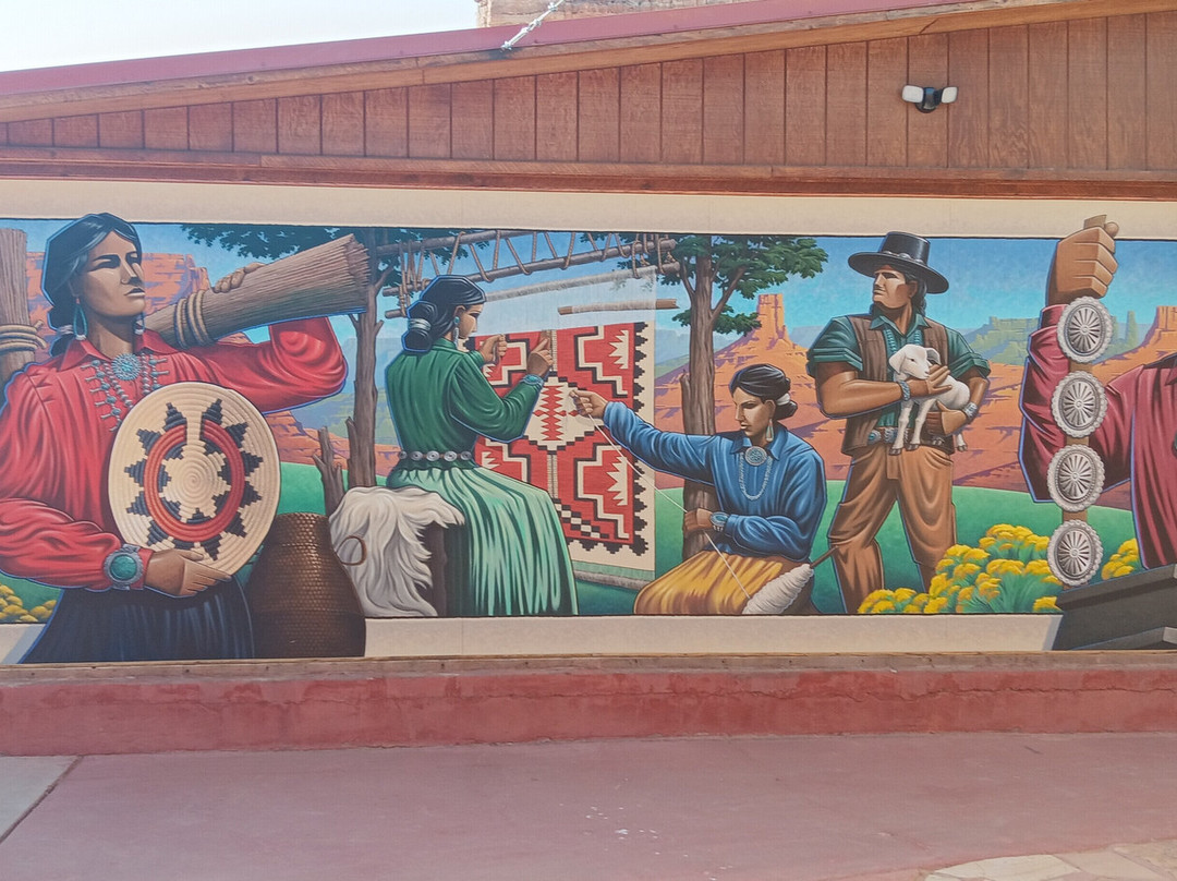 Twin Rocks Trading Post-布拉夫必去景点