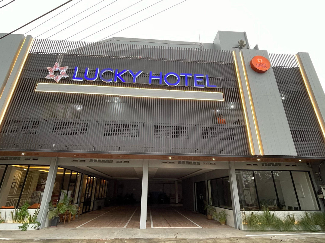 Lucky Hotel Purwodadi