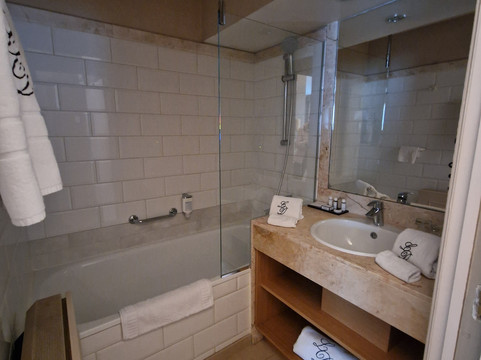 迪赛皮蒂姆酒店主图