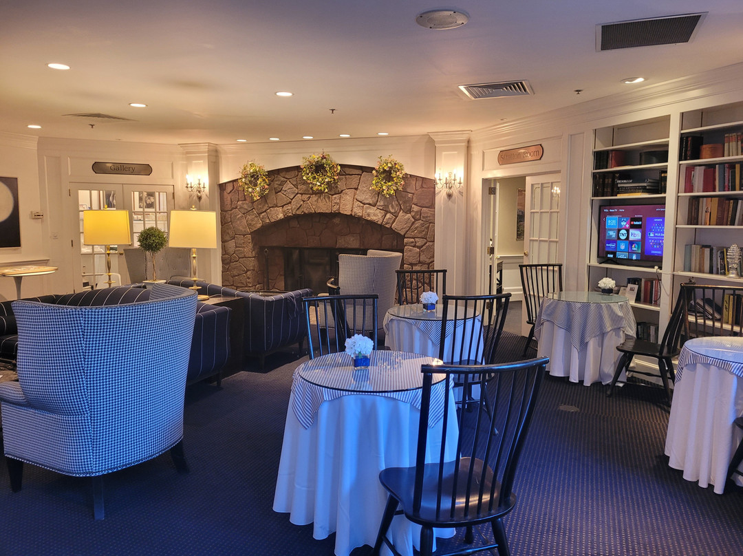 锡姆斯伯里旅馆主图