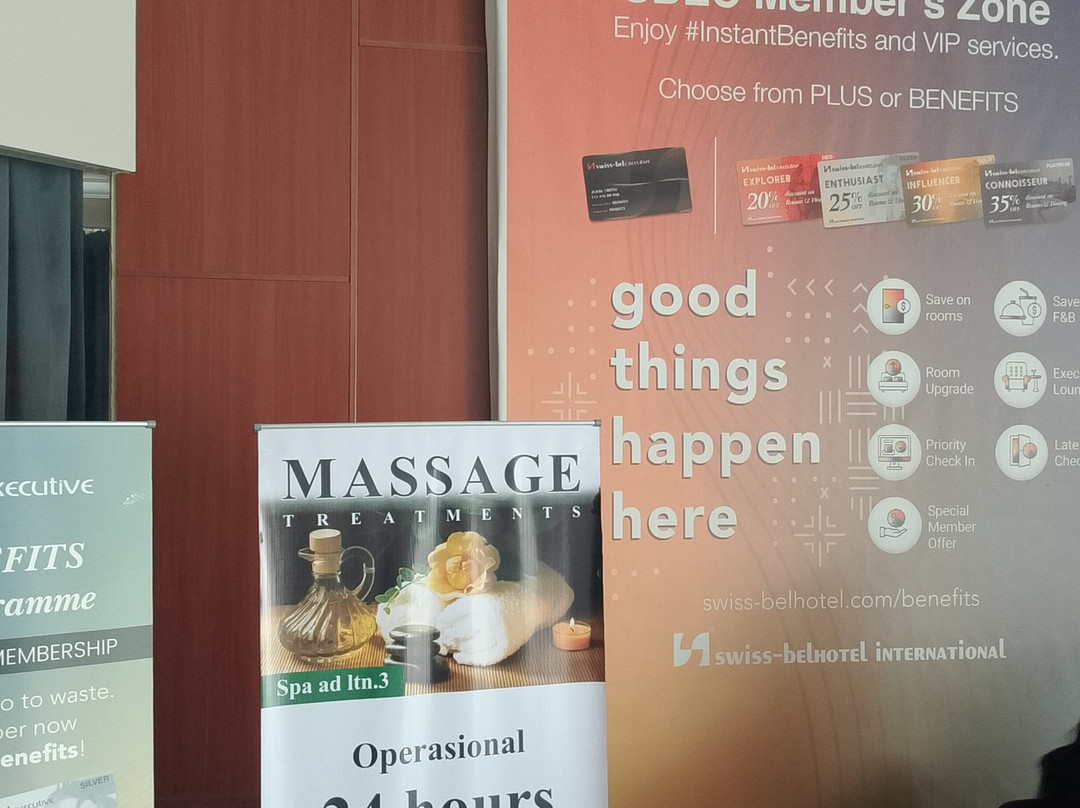 瑞雅婆罗洲三马林达酒店主图