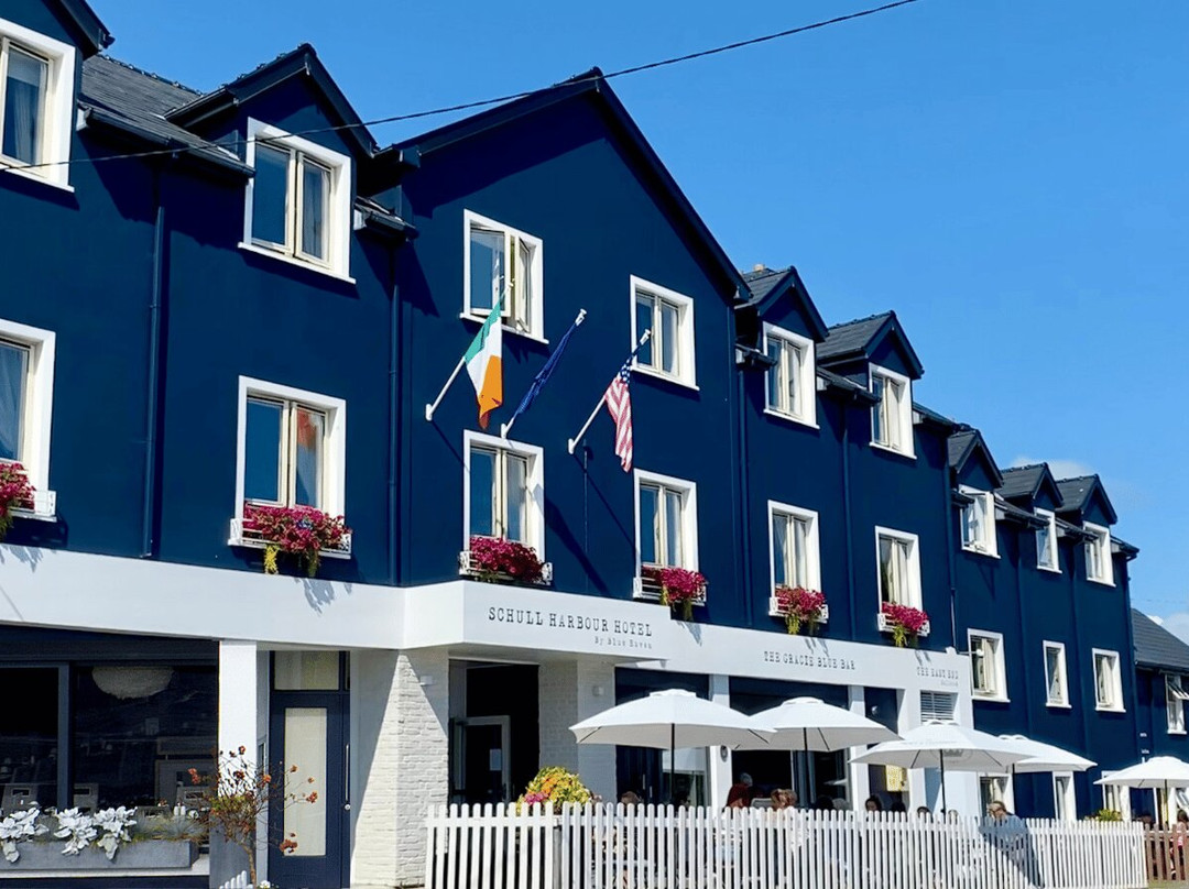 Ballydehob酒店住宿-Schull Harbour Hotel