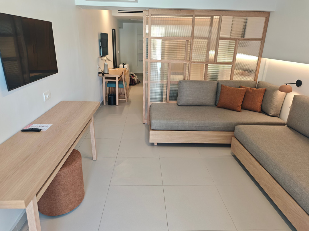 Anissa Beach & Village Hotel主图