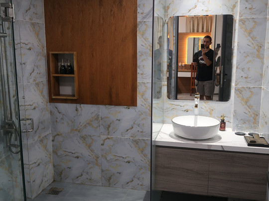 Đông Phương Hotel & Restaurant