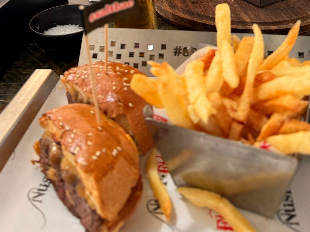 Saltbae Burger Mykonos