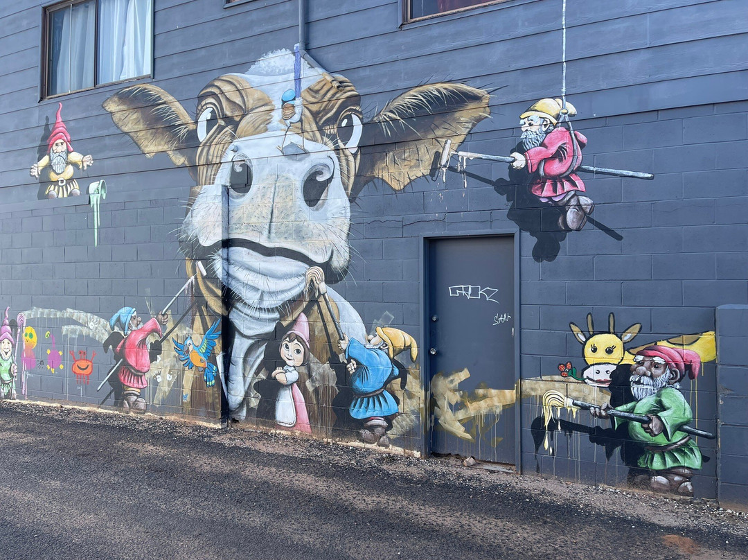 John Murray Art Gallery-Lightning Ridge必去景点