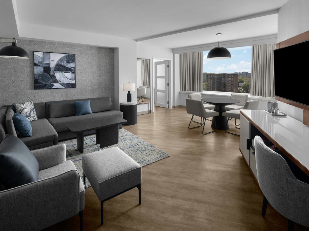 阿灵顿水晶城国家登陆酒店主图