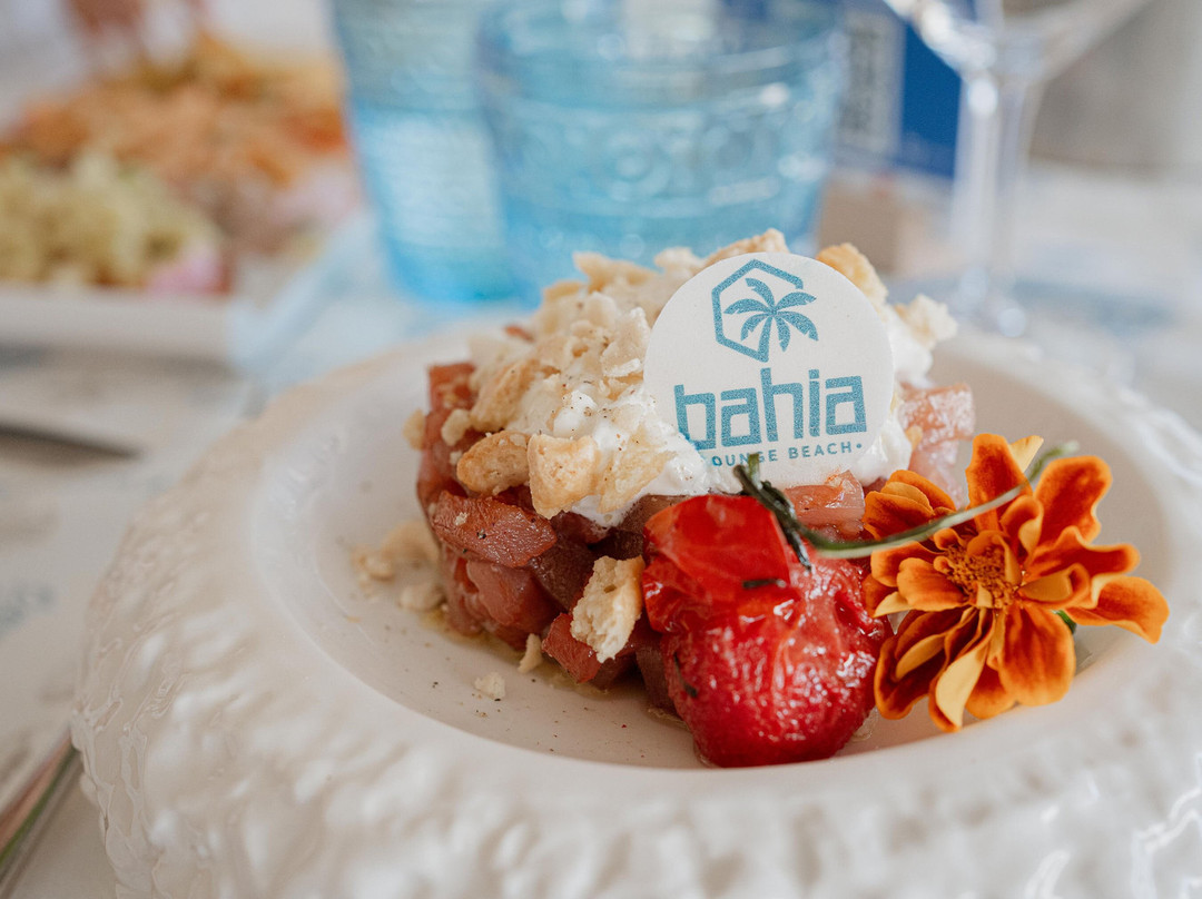 Bahia Lounge Beach景点图片