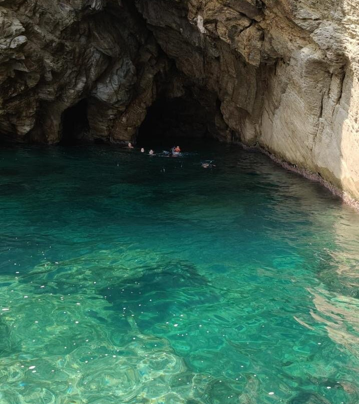 Blue Moon Rent boat La Spezia-拉斯佩齐亚必去景点