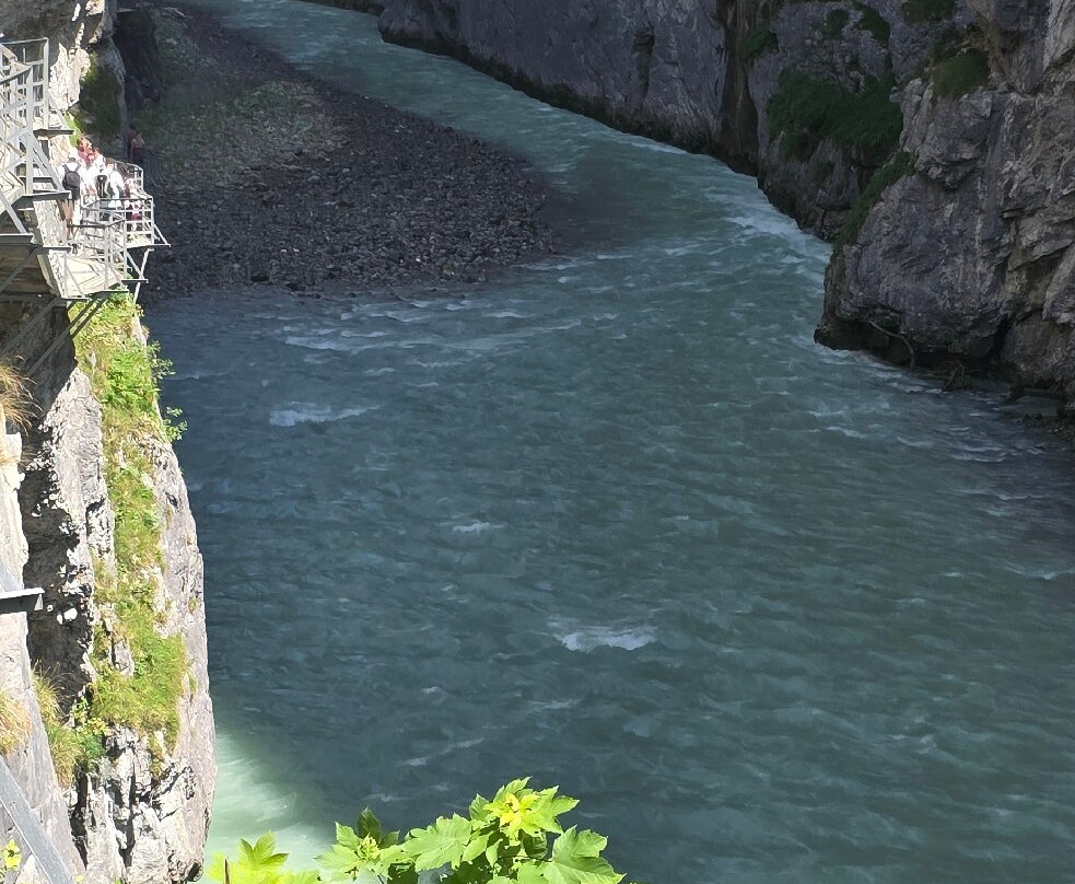 Happy Tour Switzerland-因特拉肯必去景点