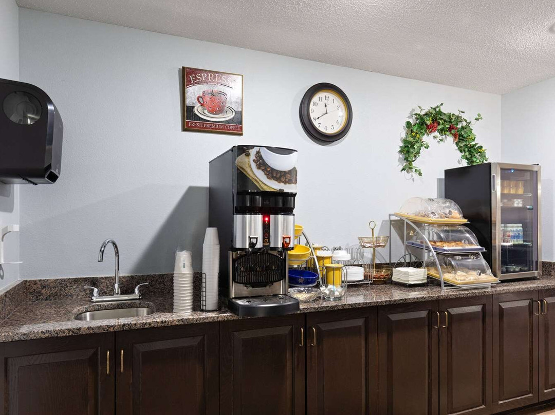 Baymont by Wyndham Creedmoor