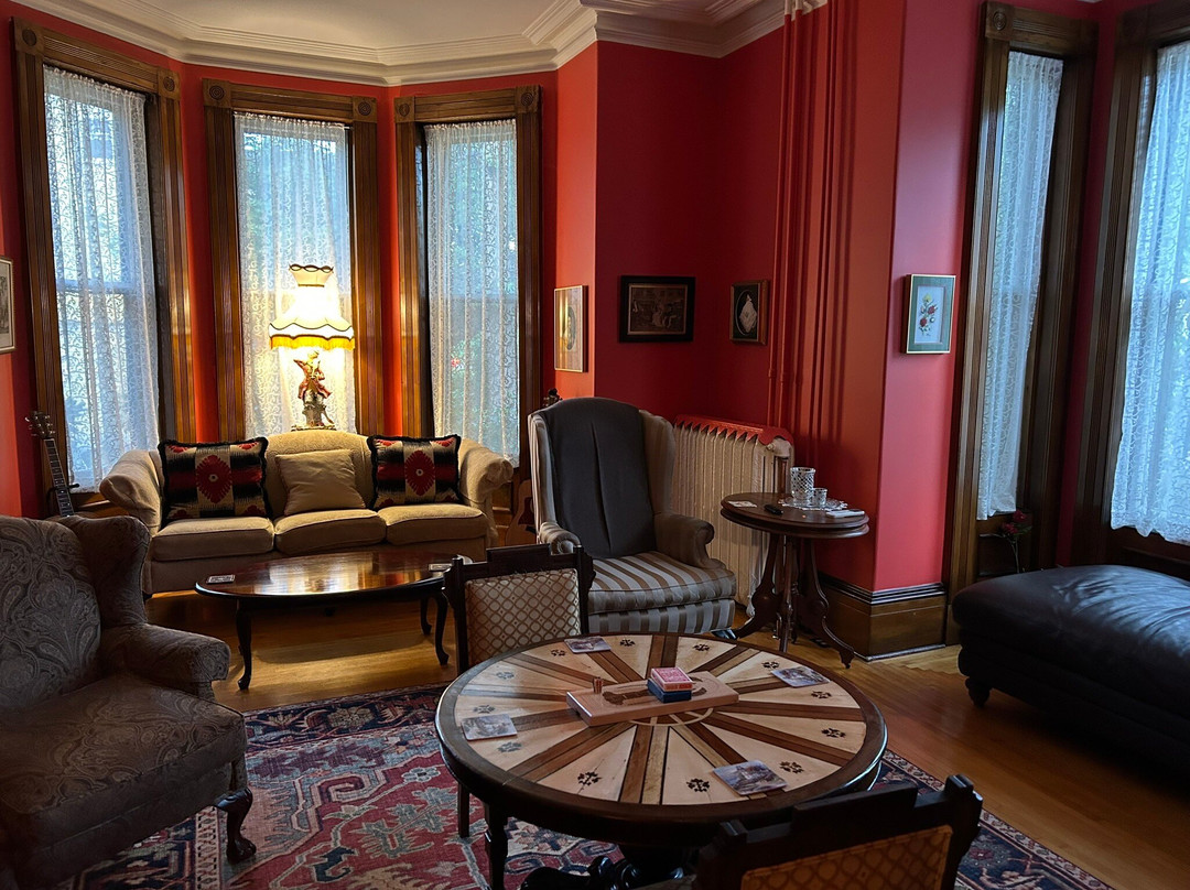 Bread And Roses Inn主图