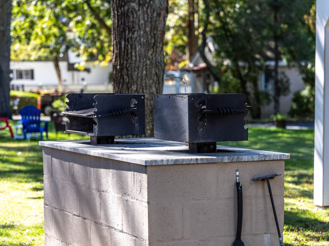 Falmouth Heights Resort & Lodge主图