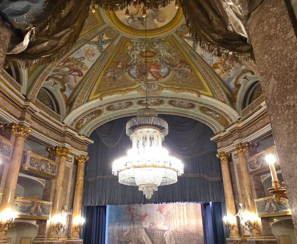 Teatro di Corte-卡塞塔必去景点