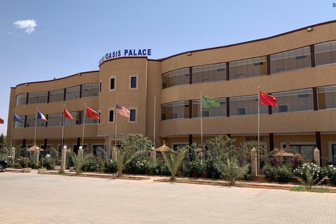 Hotel Oasis Palace