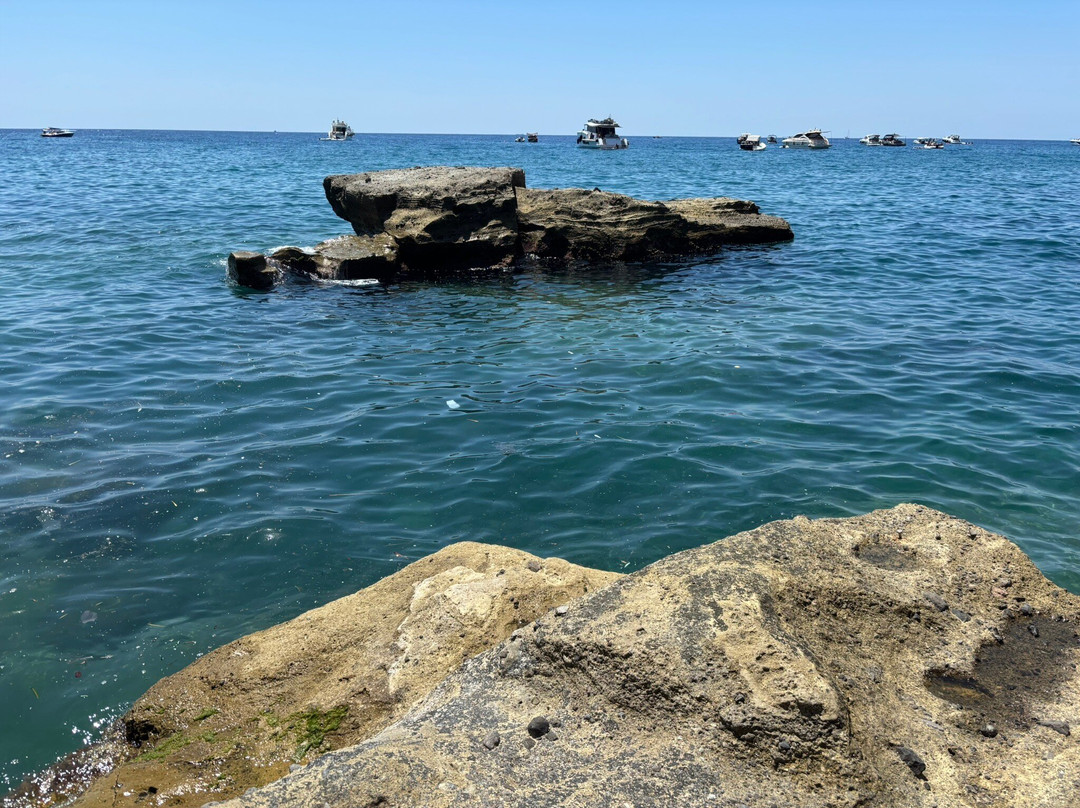 Spiaggia di Cava Grado-Sant'Angelo必去景点