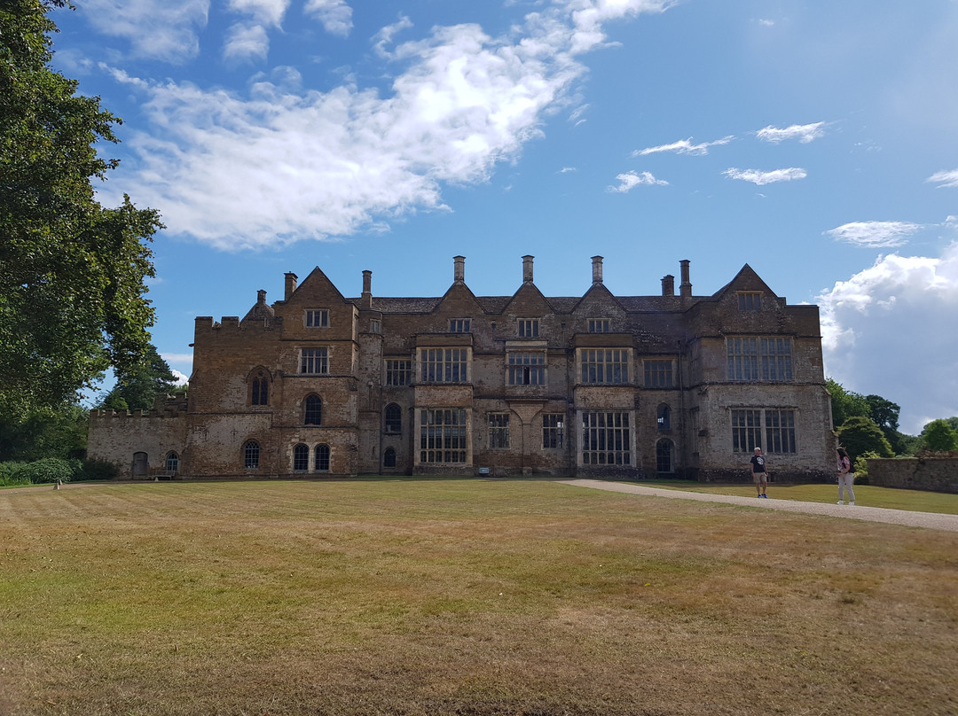 Broughton Castle-班伯里必去景点