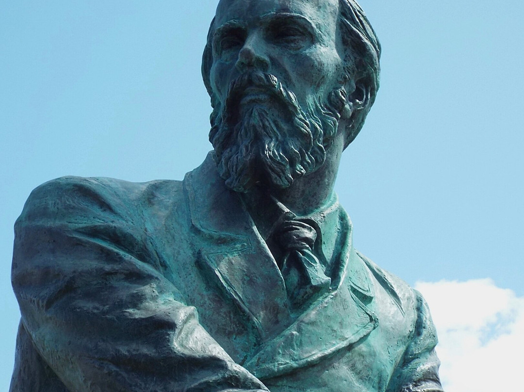 Monument to F. M. Dostoevsky-Tobolsk必去景点