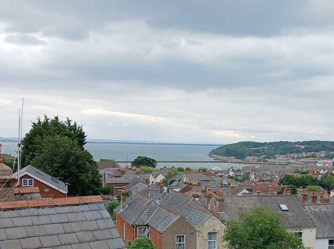 Onefifty Cowes主图