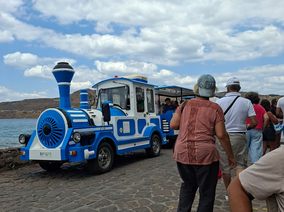 Village Train-Molyvos必去景点