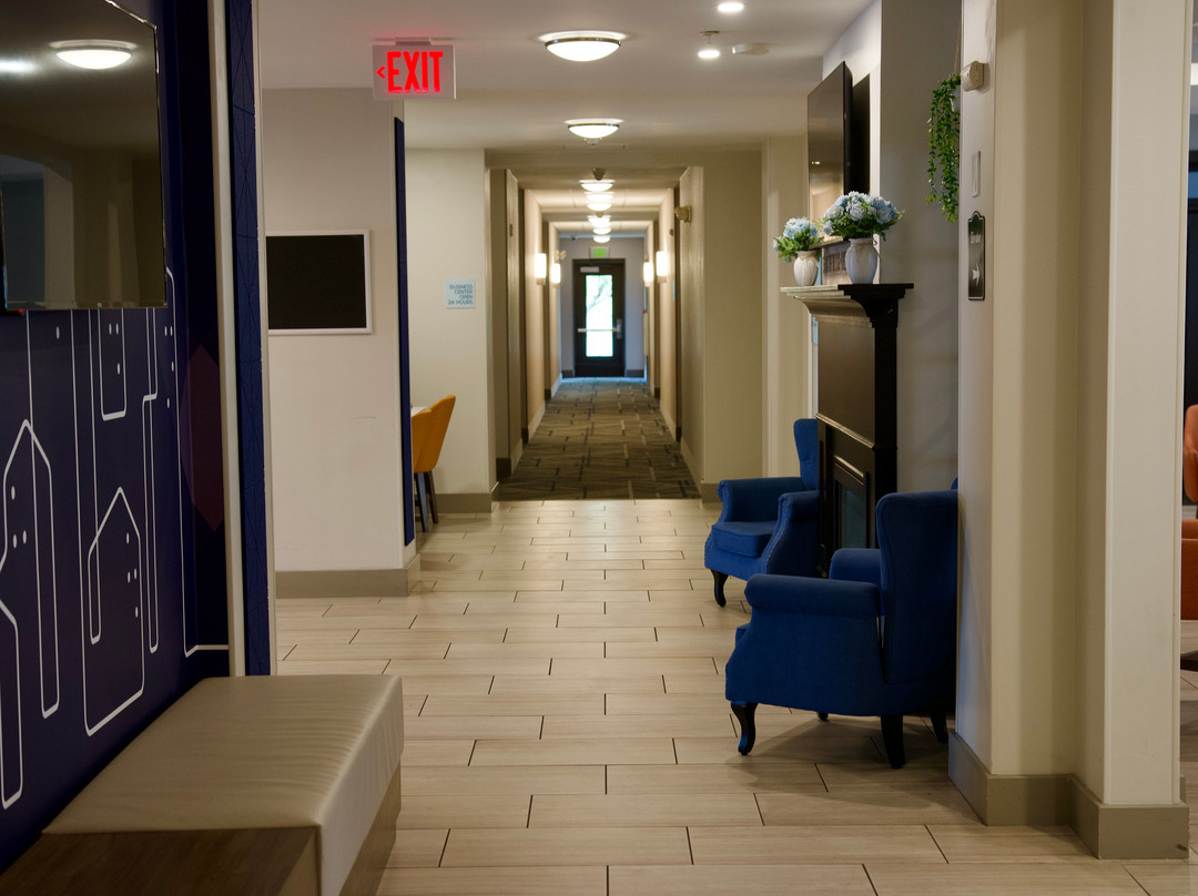 Holiday Inn Express & Suites Albany Airport Area - Latham主图