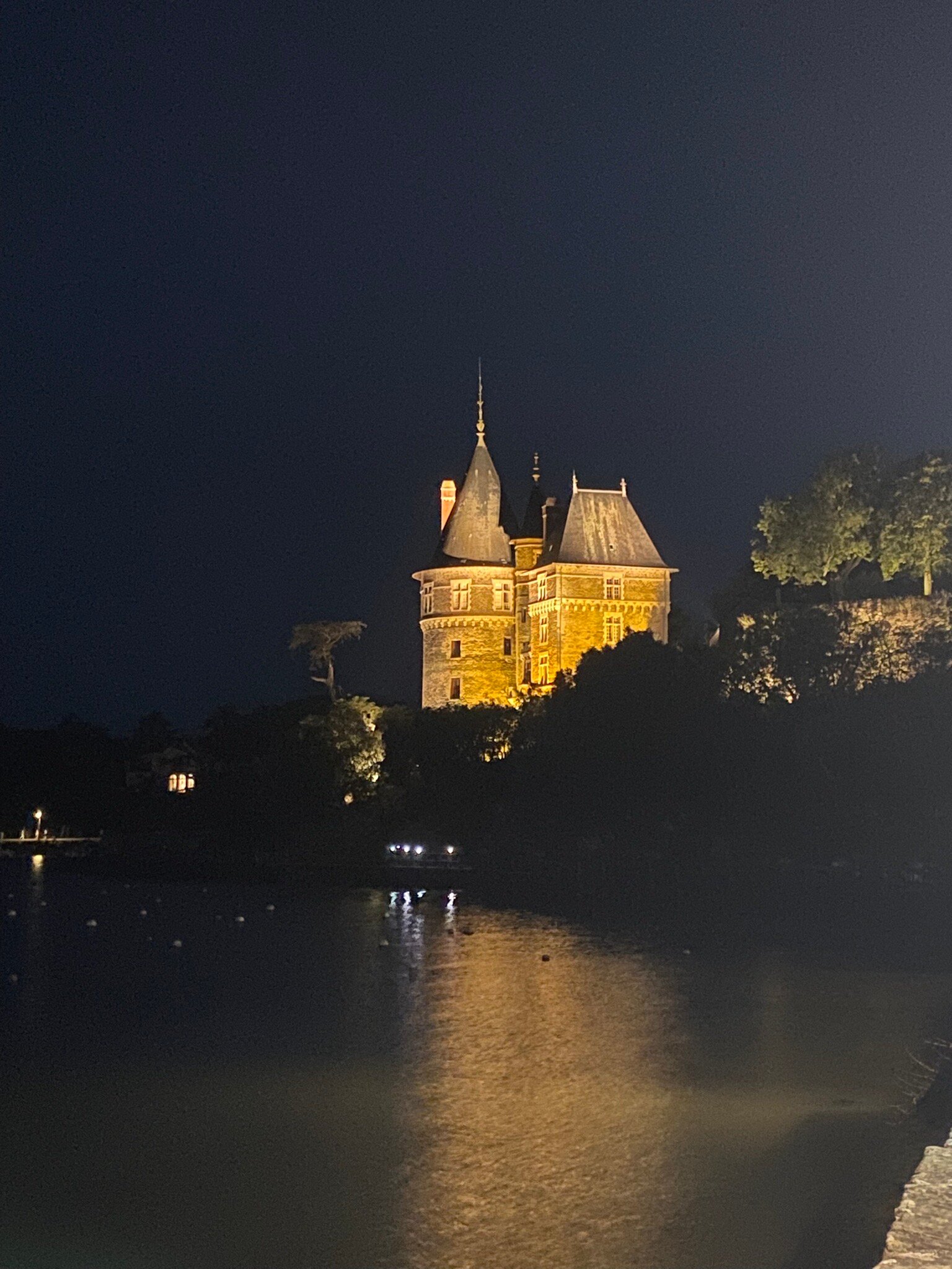 Hôtel Beau Soleil-官方