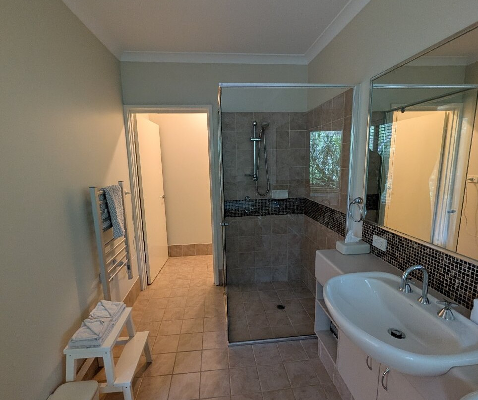 洛林广场食宿酒店主图