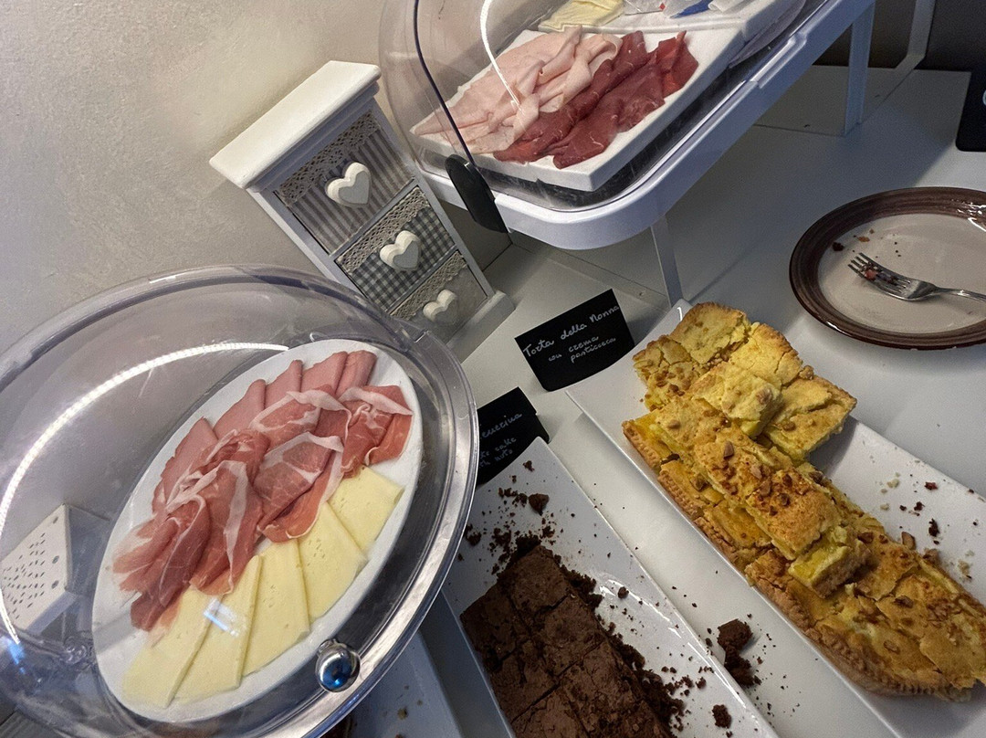 米兰多拉酒店主图