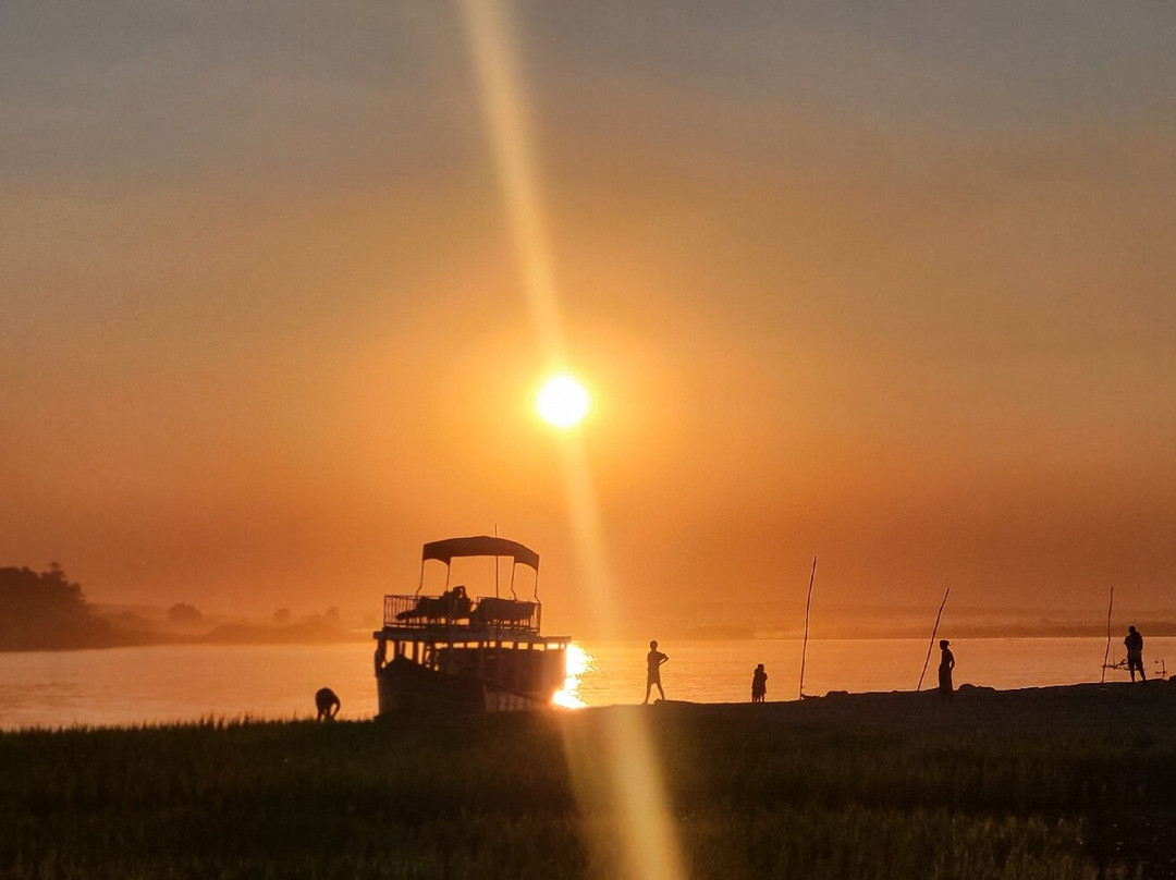 Jean Be Tours-安塔那那利佛必去景点