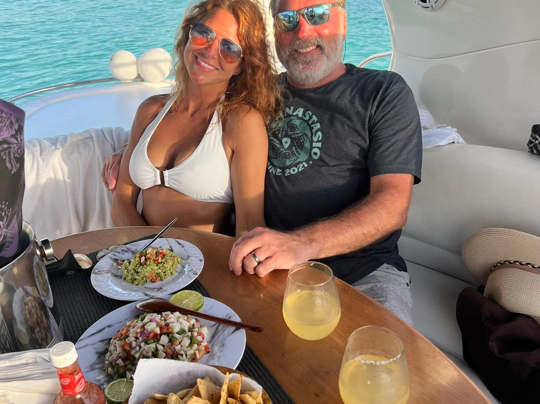 MM Royale Yachts-女人海滩必去景点