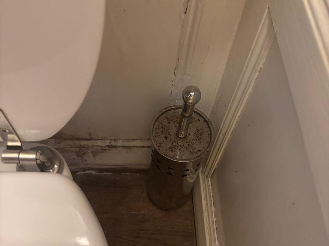 Kings Arms Hotel主图