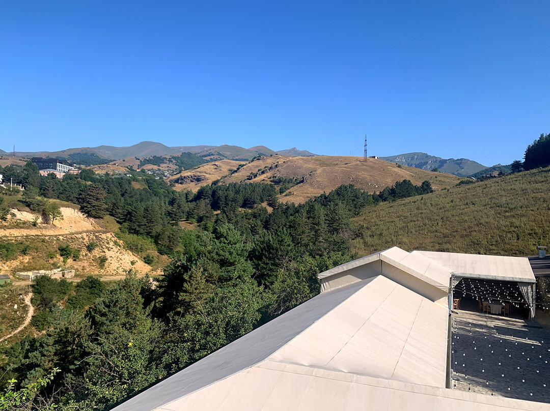 Hover Boutique Hotel and Restaurant主图