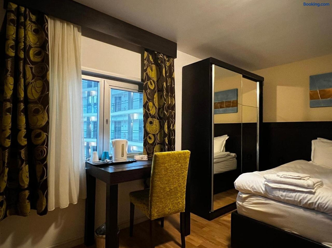 Injoy Compact Hotel Solna