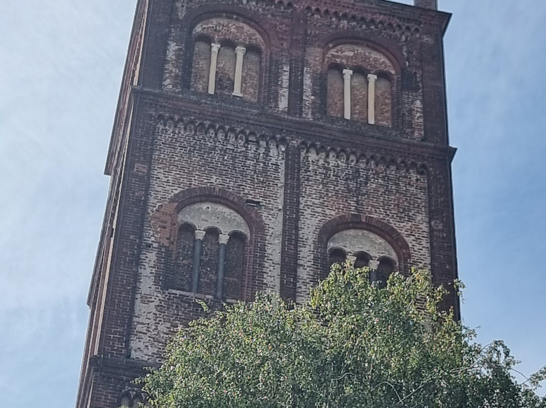 Basilica di Sant'Andrea-韦尔切利必去景点