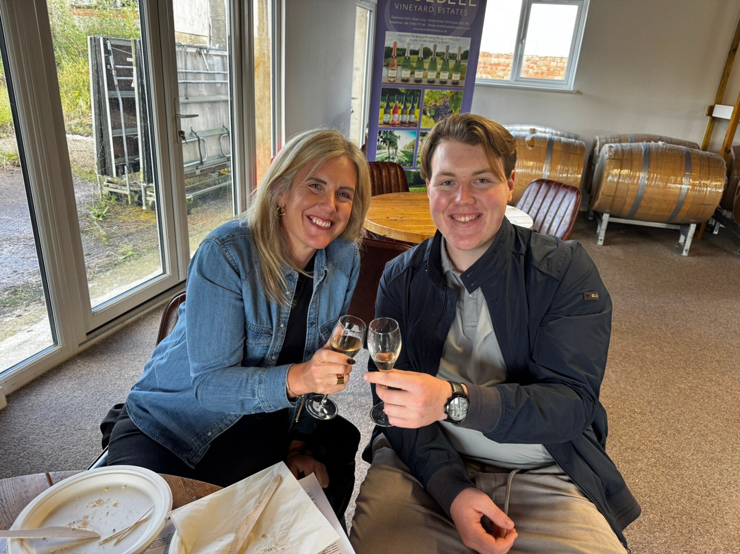 Bluebell Vineyard Estates-Sheffield Green必去景点