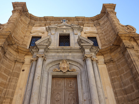 Piazza Bellini-巴勒莫必去景点