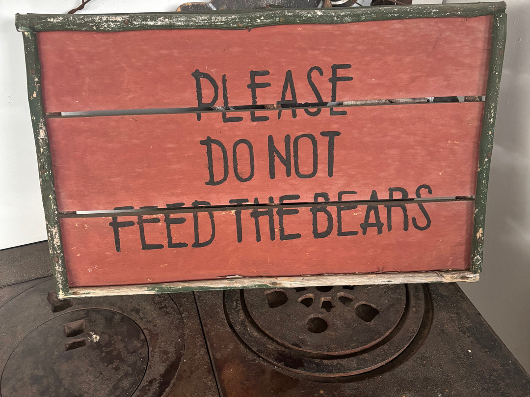 Chimney Rock Inn主图