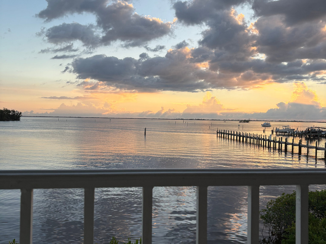 Capt Hirams Resort主图