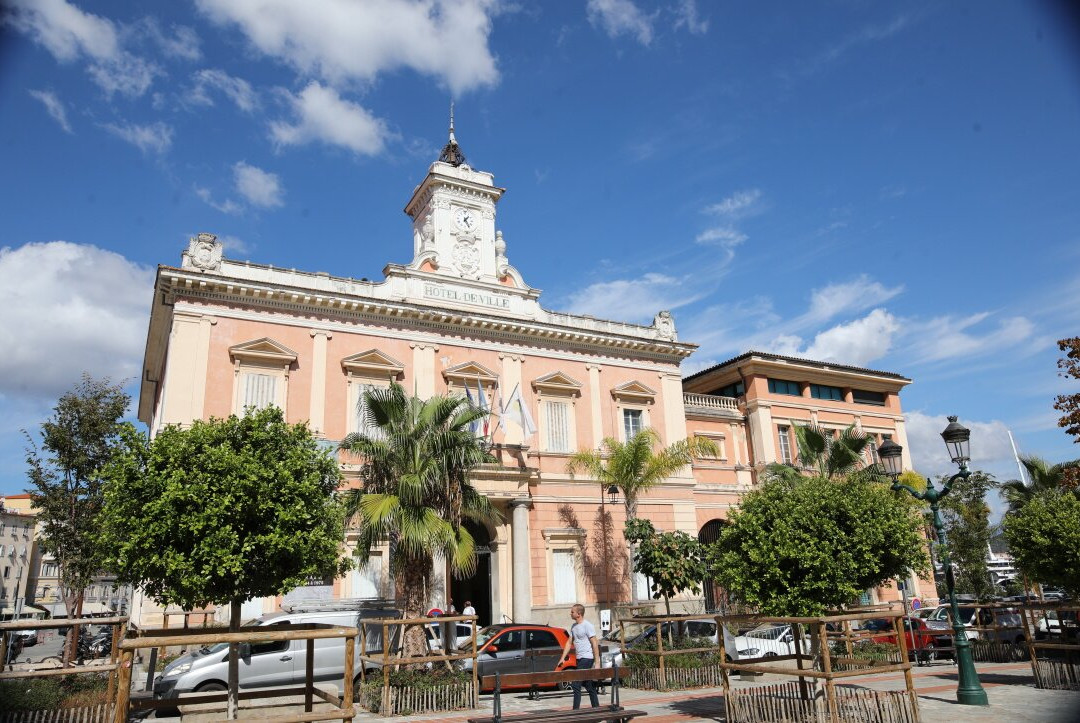 Hôtel de Ville - Mairie d'Ajaccio-阿雅克肖必去景点