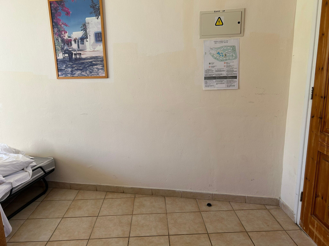 Tsokkos Paradise Village主图