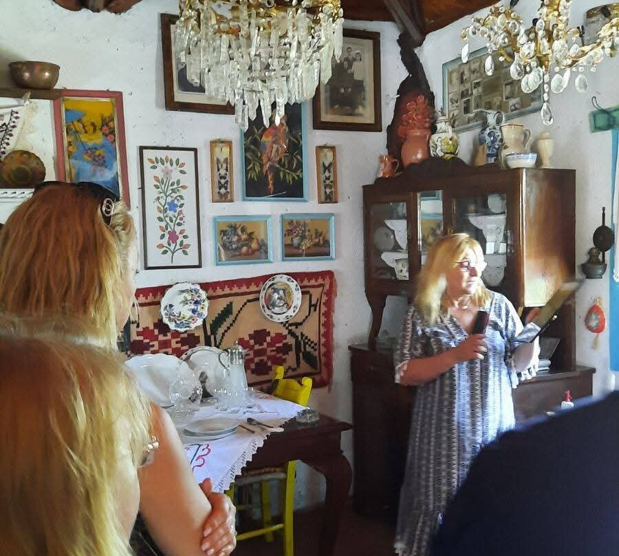 En Gaia Politeia-Kréstena必去景点