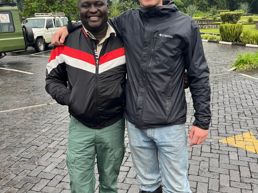 Nkuringo Safaris-布恩迪难以穿越的国家公园必去景点